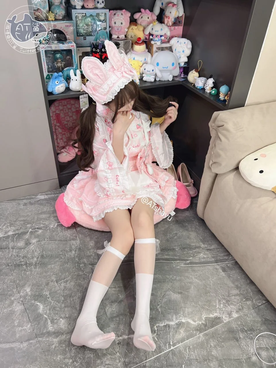 AT鲨 - 赛博萝莉 [90P,2V-37MB] tg@simisebaisi 【丝足阁】015.webp